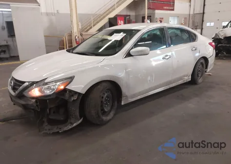 2016 Nissan Altima 2.5/2.5 S/2.5 Sl/2.5 Sr/2.5 Sv z USA, uszkodzony, nr VIN 1N4AL3AP5GC172029